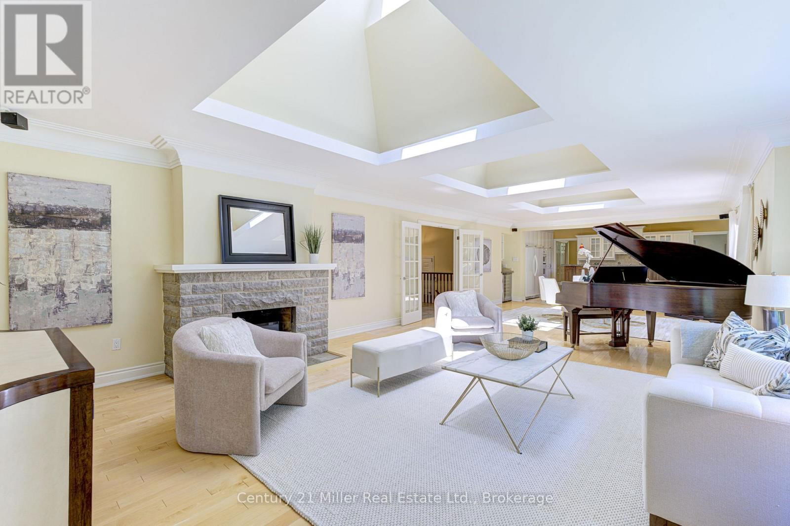 456 TOWNSEND AVENUE Image 13