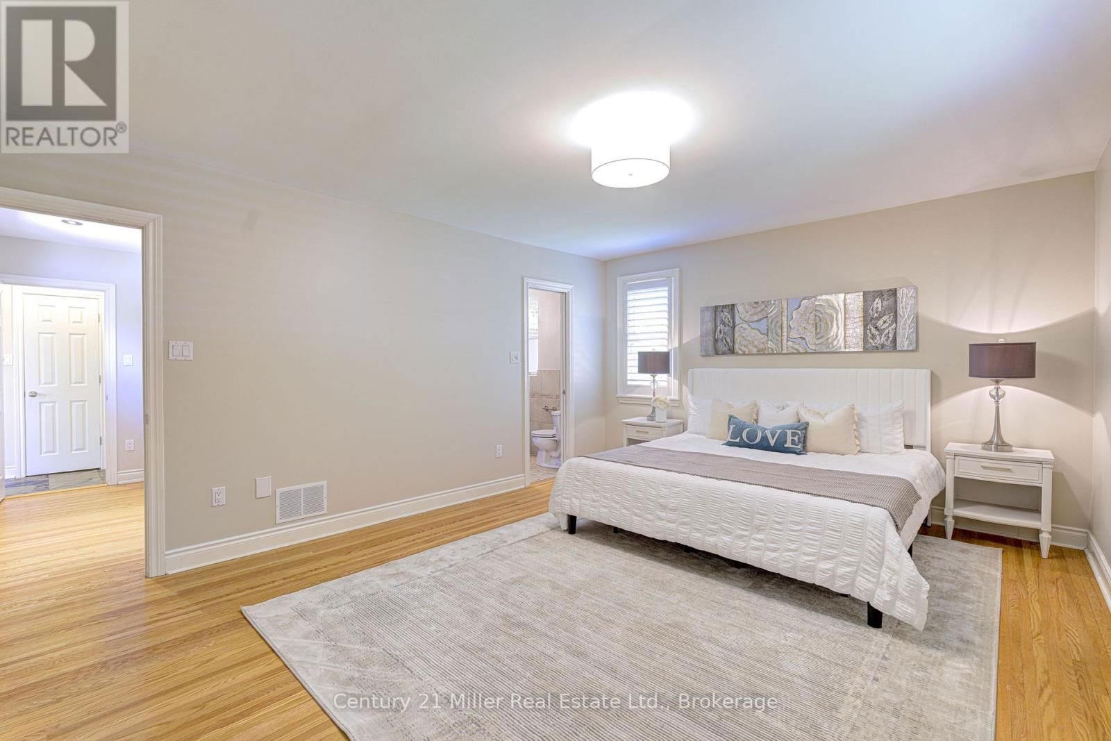 456 TOWNSEND AVENUE Image 23