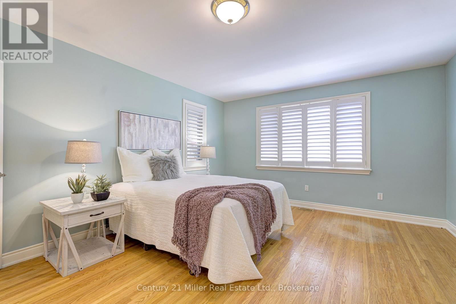 456 TOWNSEND AVENUE Image 26