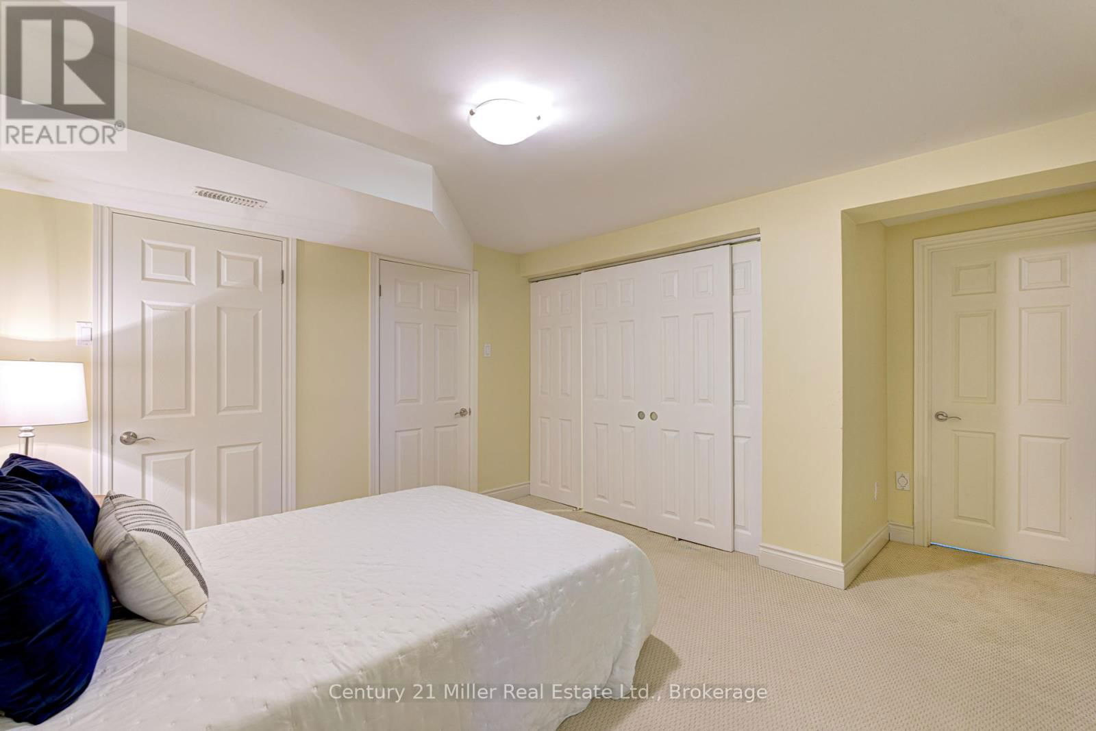 456 TOWNSEND AVENUE Image 37