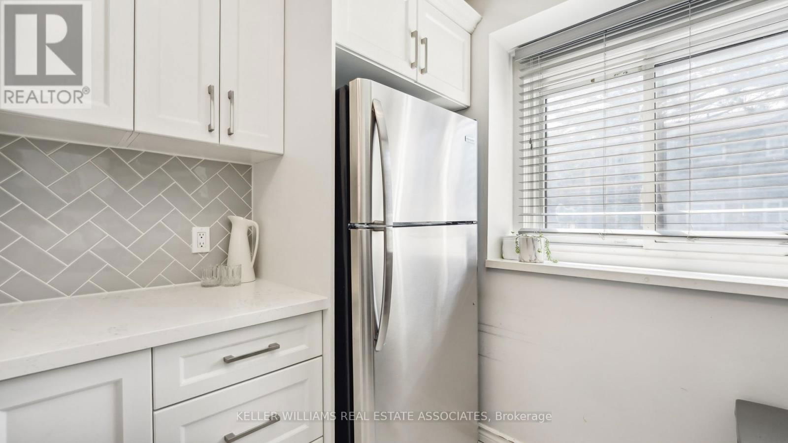 20 - 6855 GLEN ERIN DRIVE Image 8