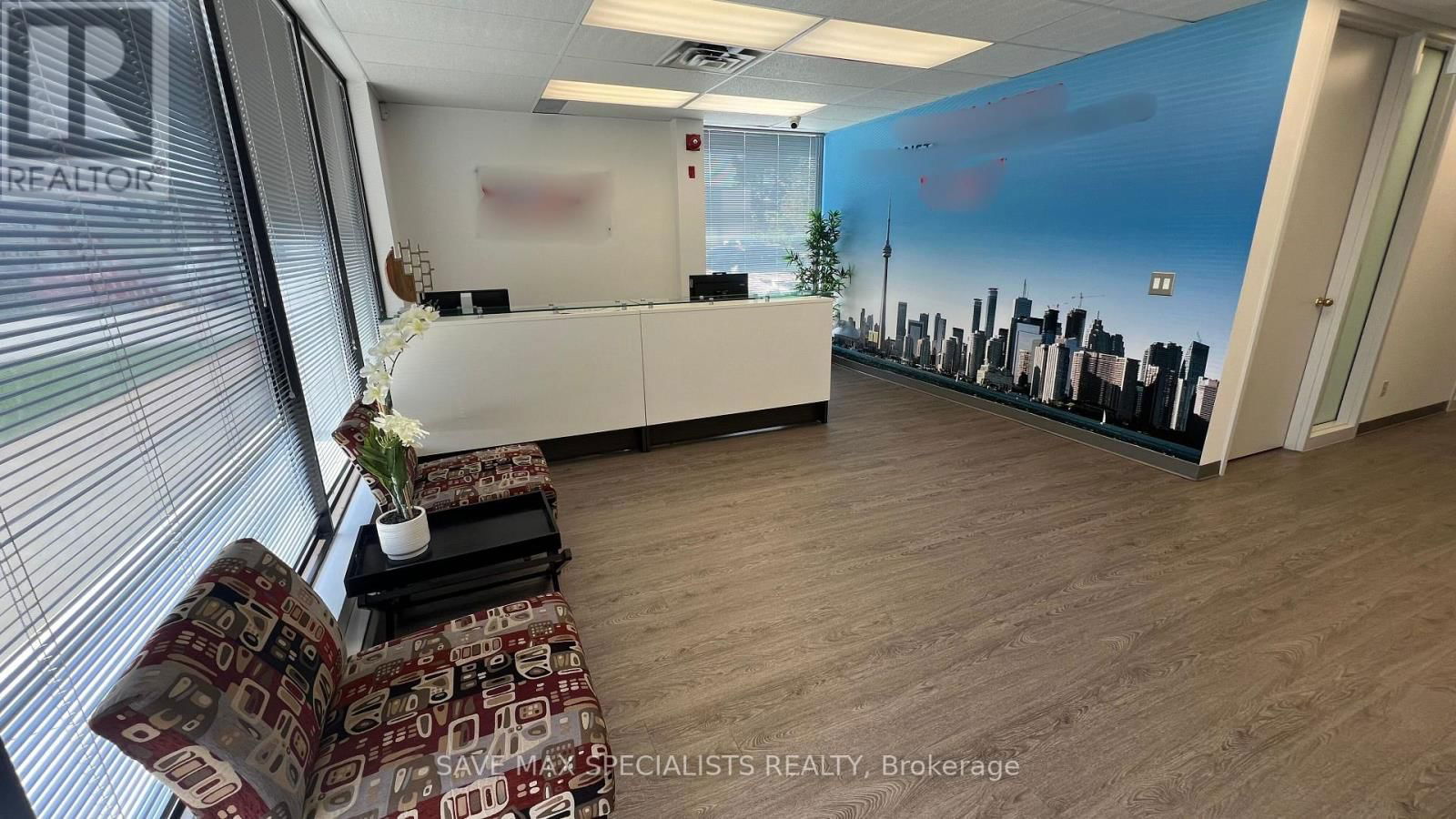 200 - 2595 SKYMARK AVENUE Image 3