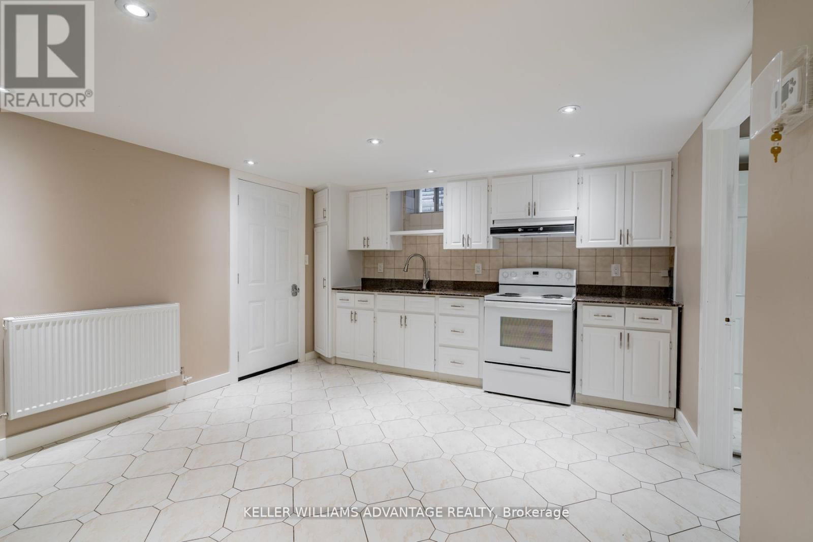 Lower - 180 LANSDOWNE AVENUE Image 2
