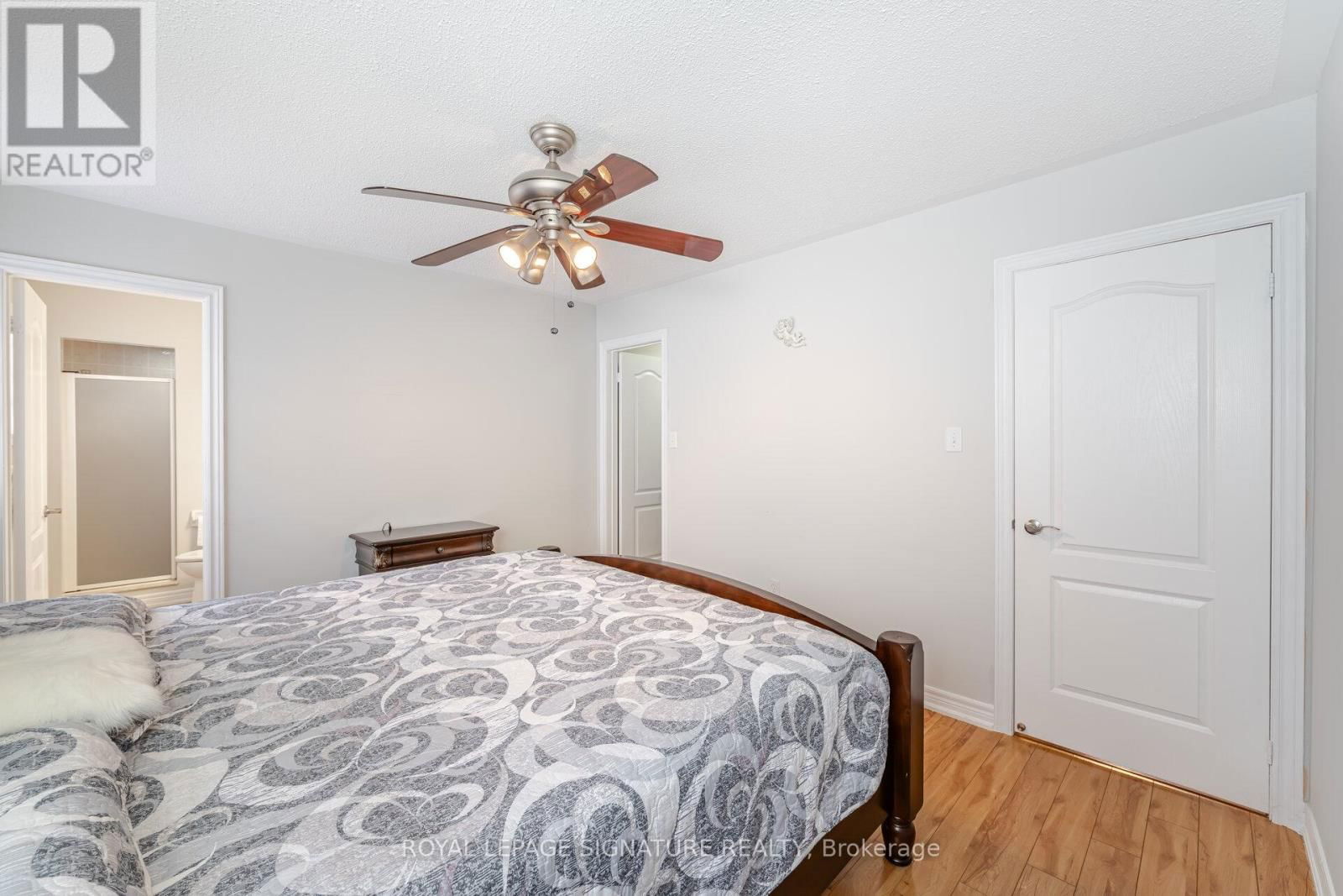 206 VAN SCOTT DRIVE Image 24