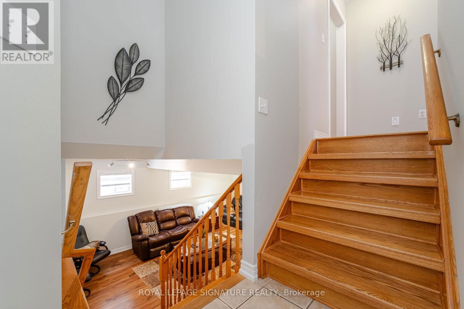206 VAN SCOTT DRIVE Image 30
