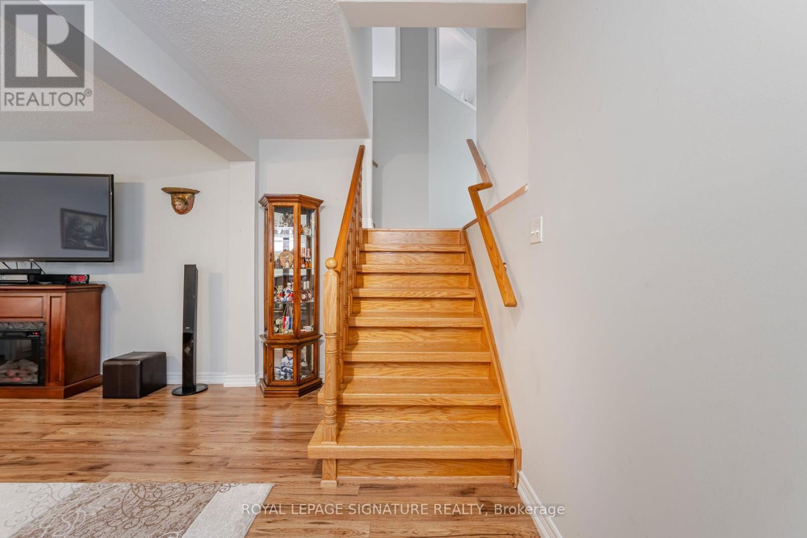 206 VAN SCOTT DRIVE Image 31