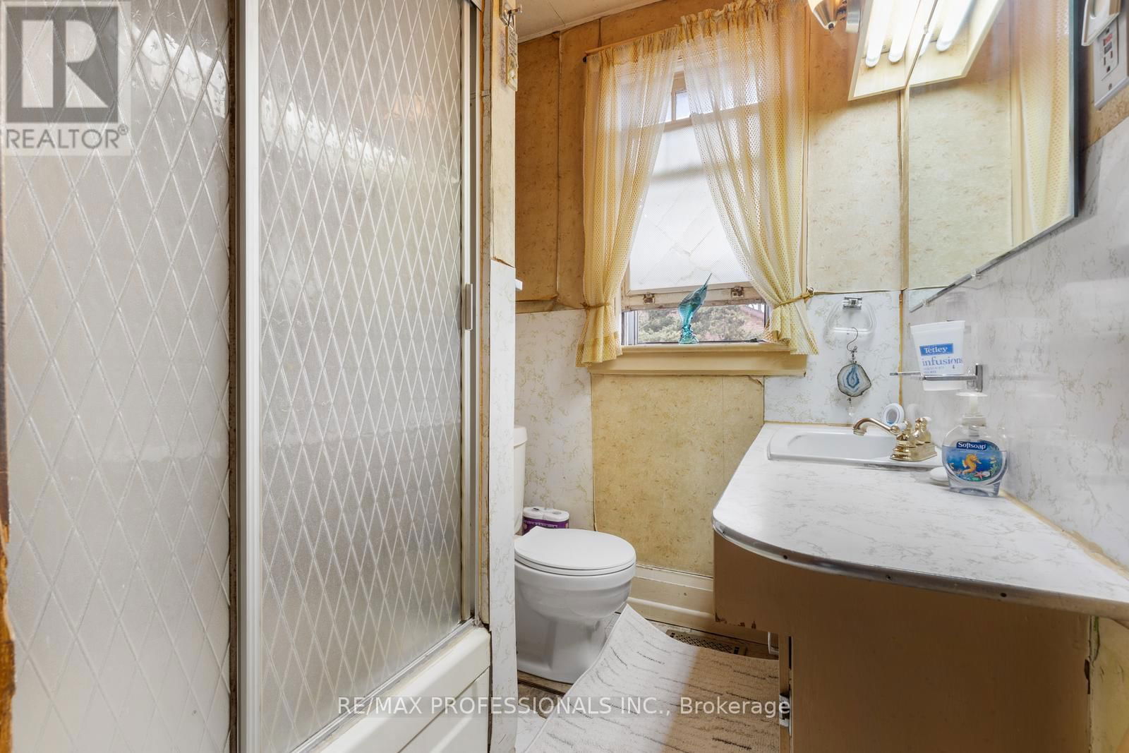 857 WINDERMERE AVENUE Image 11