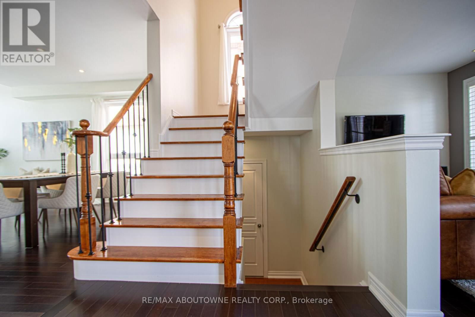 2209 FALLING GREEN DRIVE Image 22