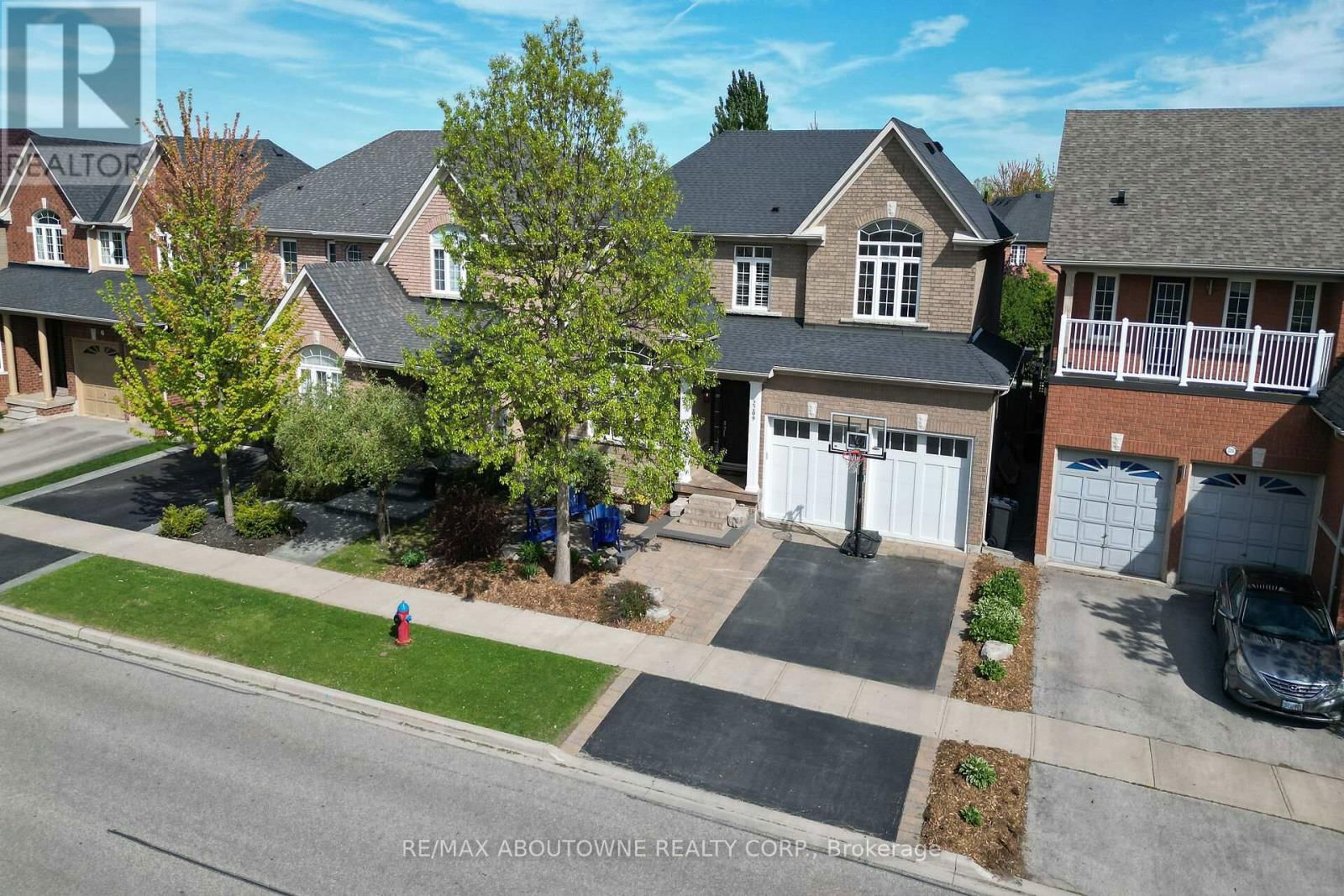 2209 FALLING GREEN DRIVE Image 4