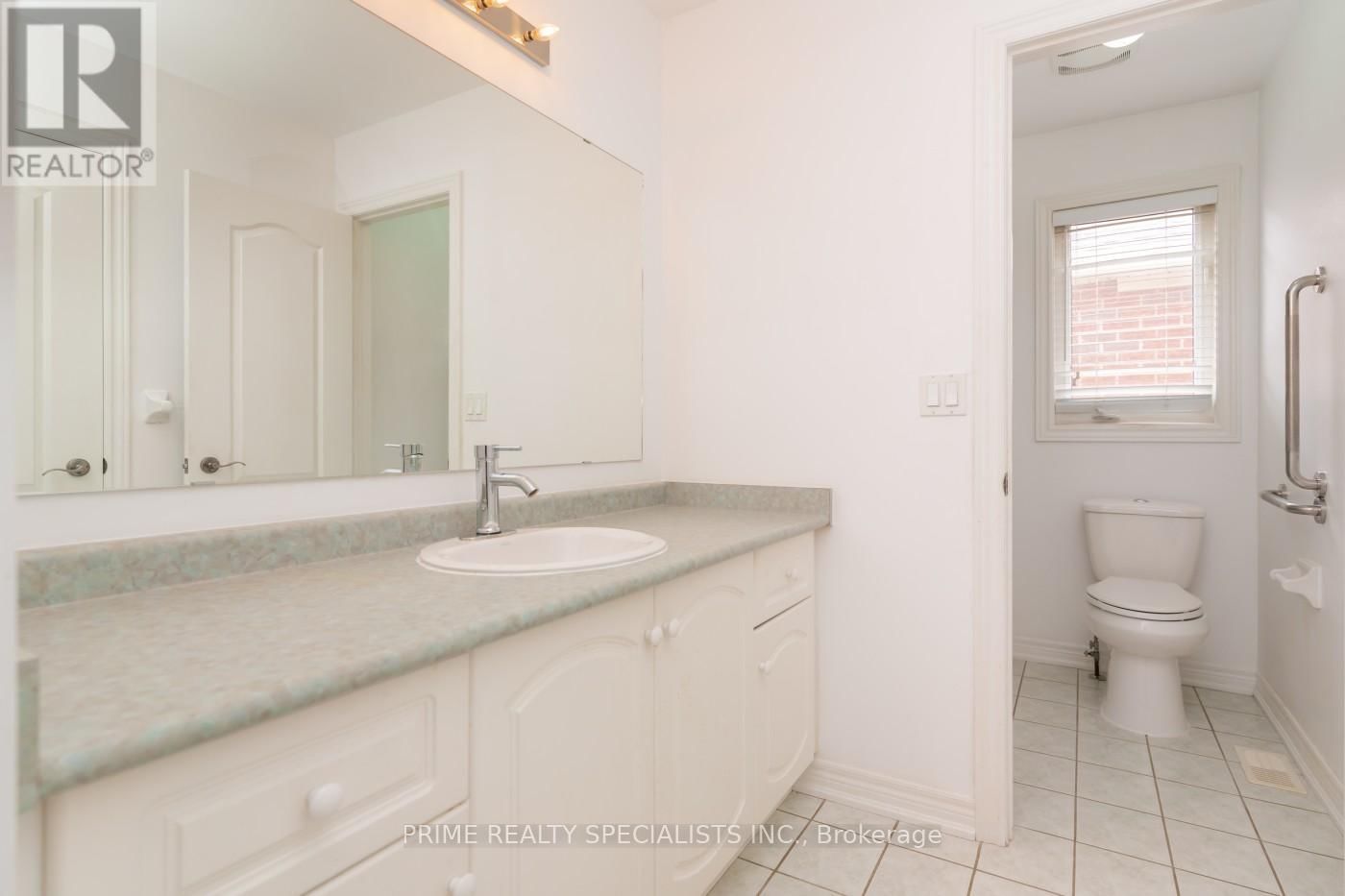 50 GALLUCCI CRESCENT Image 21