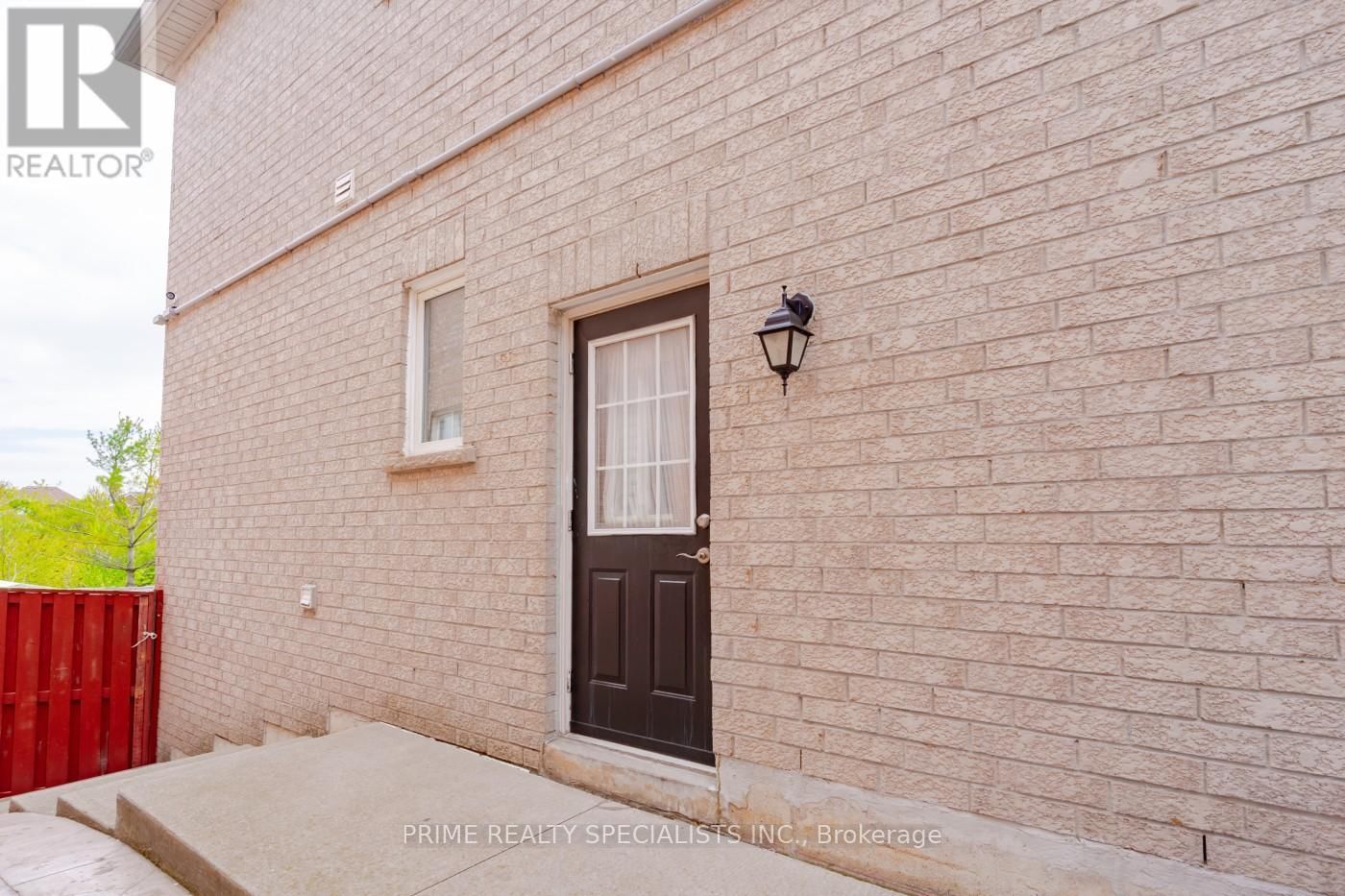 50 GALLUCCI CRESCENT Image 30