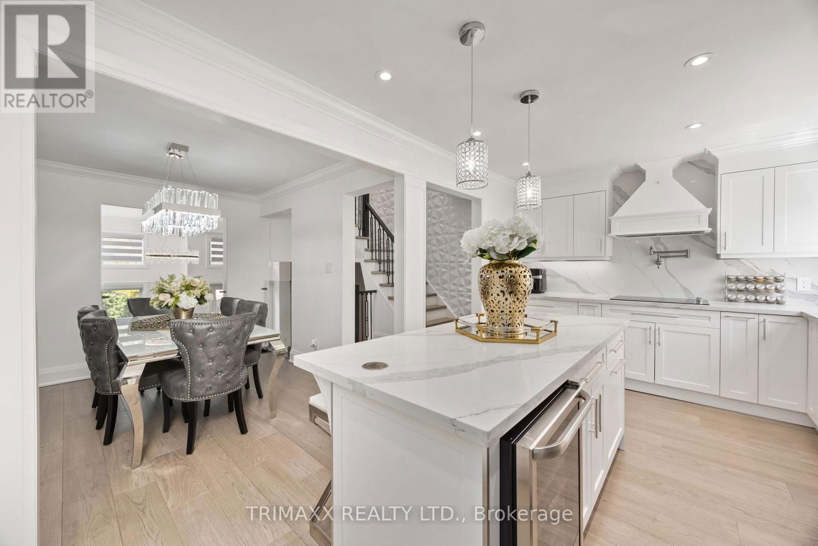 42 - 4165 FIELDGATE DRIVE Image 20