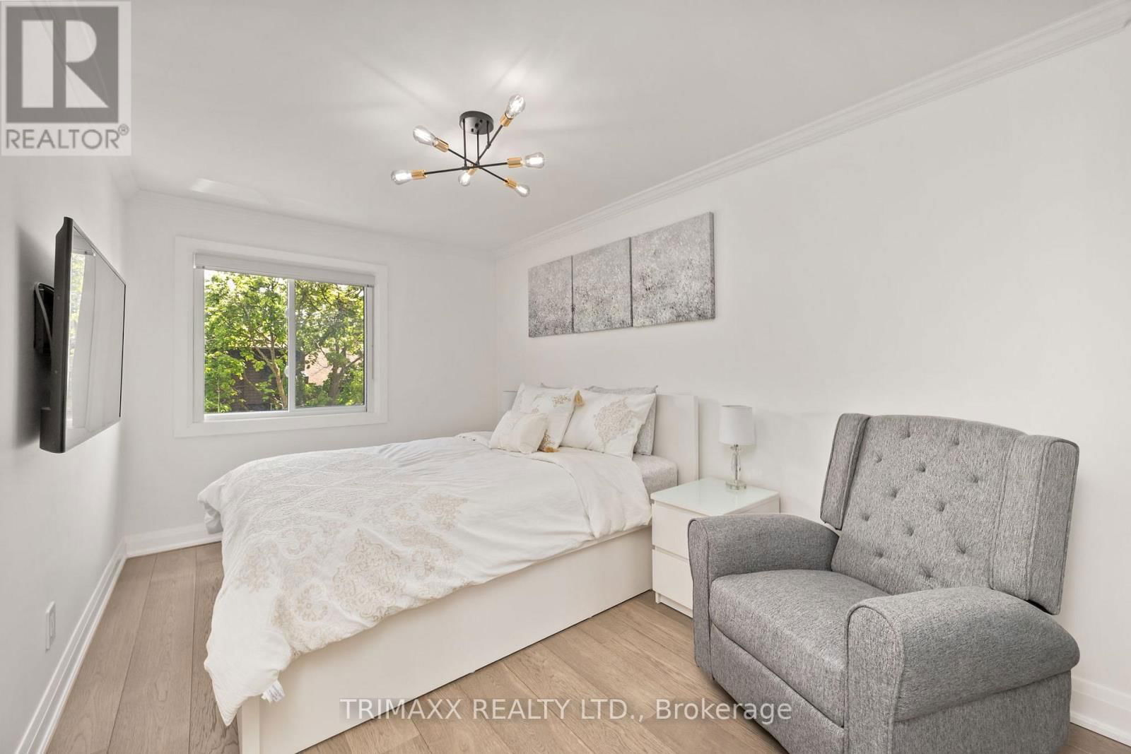 42 - 4165 FIELDGATE DRIVE Image 25