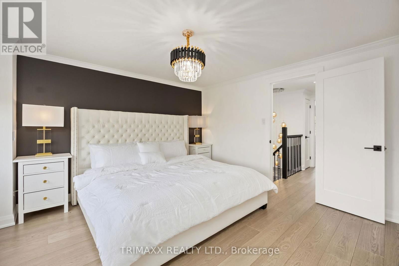 42 - 4165 FIELDGATE DRIVE Image 30