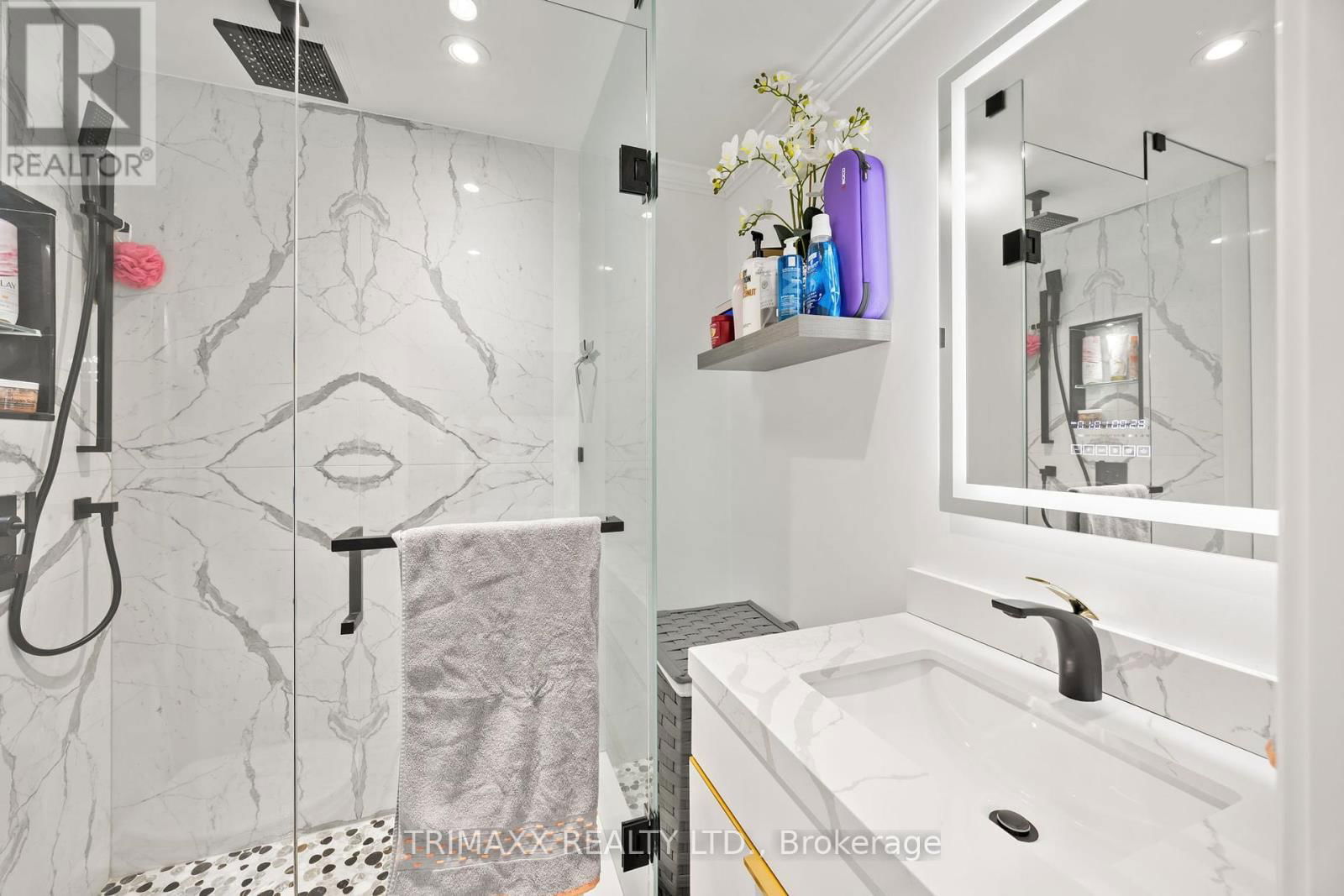 42 - 4165 FIELDGATE DRIVE Image 32