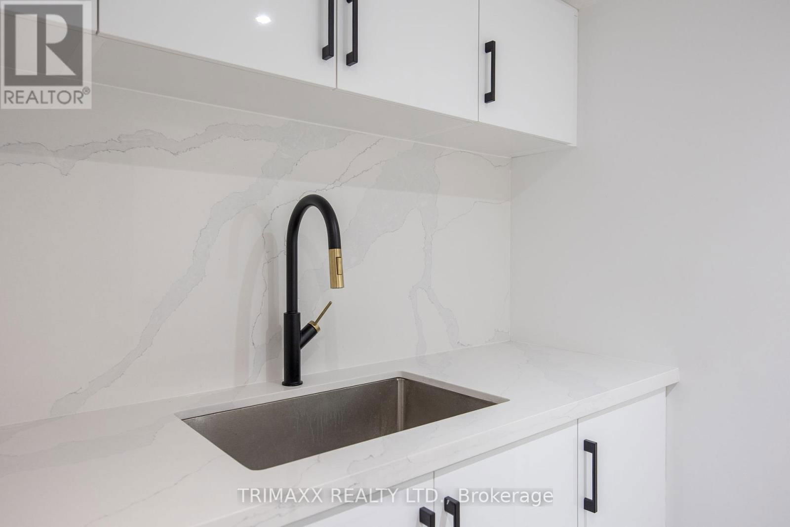 42 - 4165 FIELDGATE DRIVE Image 36