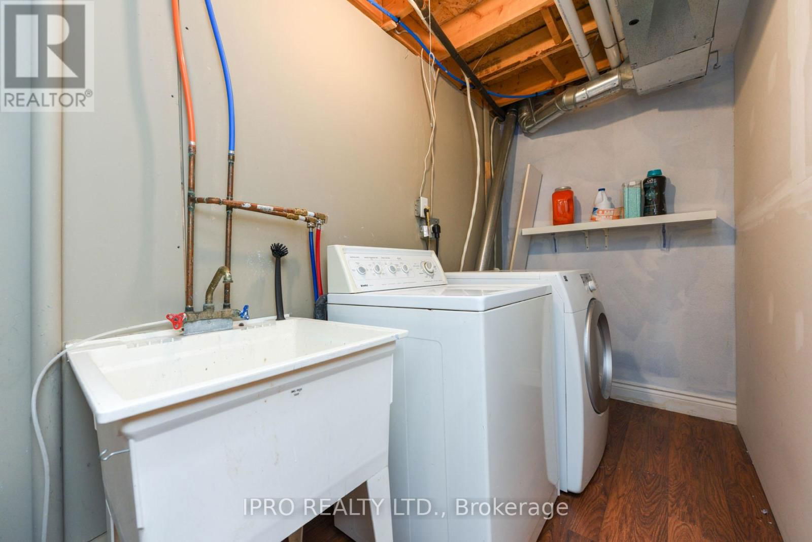 17 - 4055 FOREST RUN AVENUE Image 32