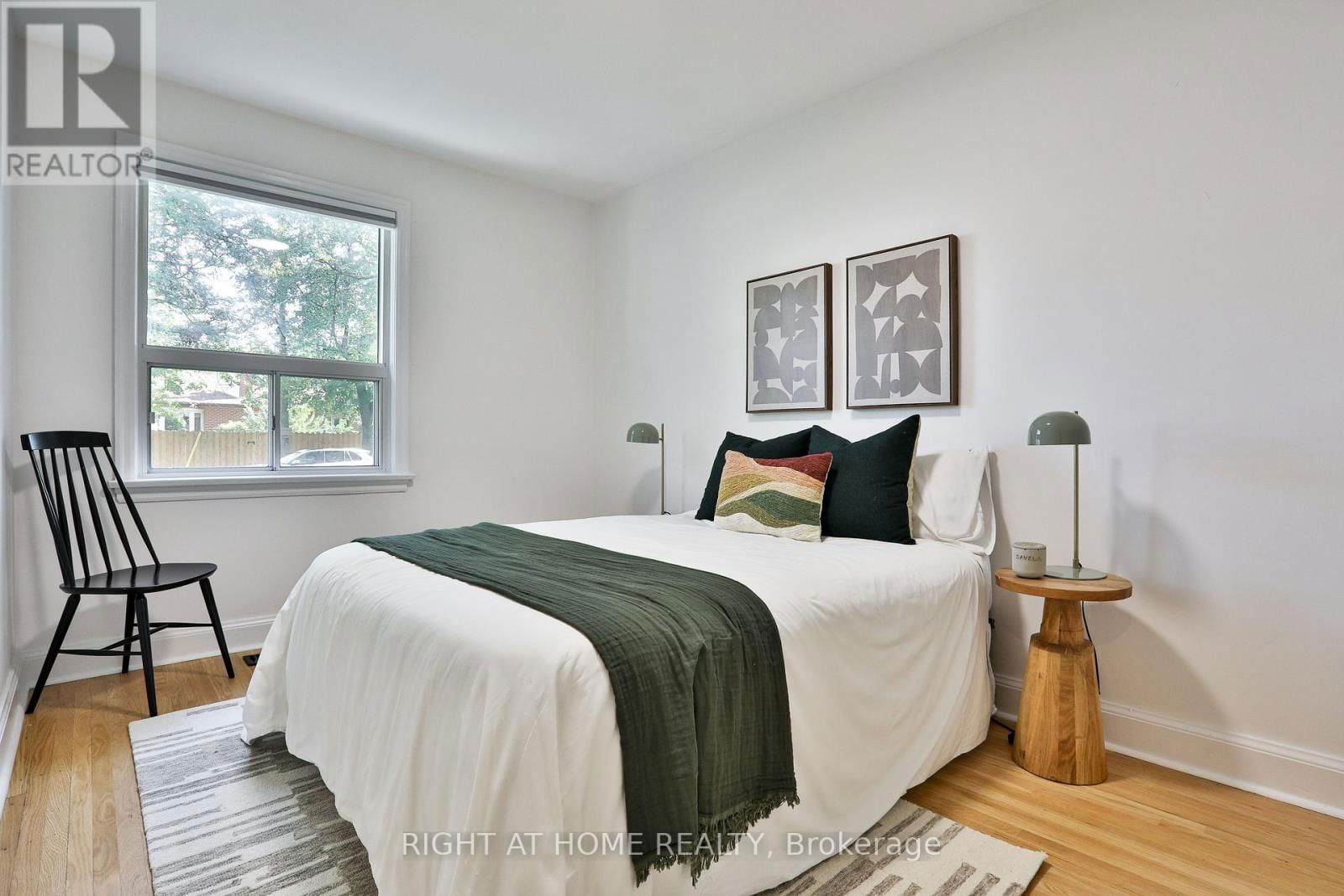 20 AMESBURY DRIVE Image 16
