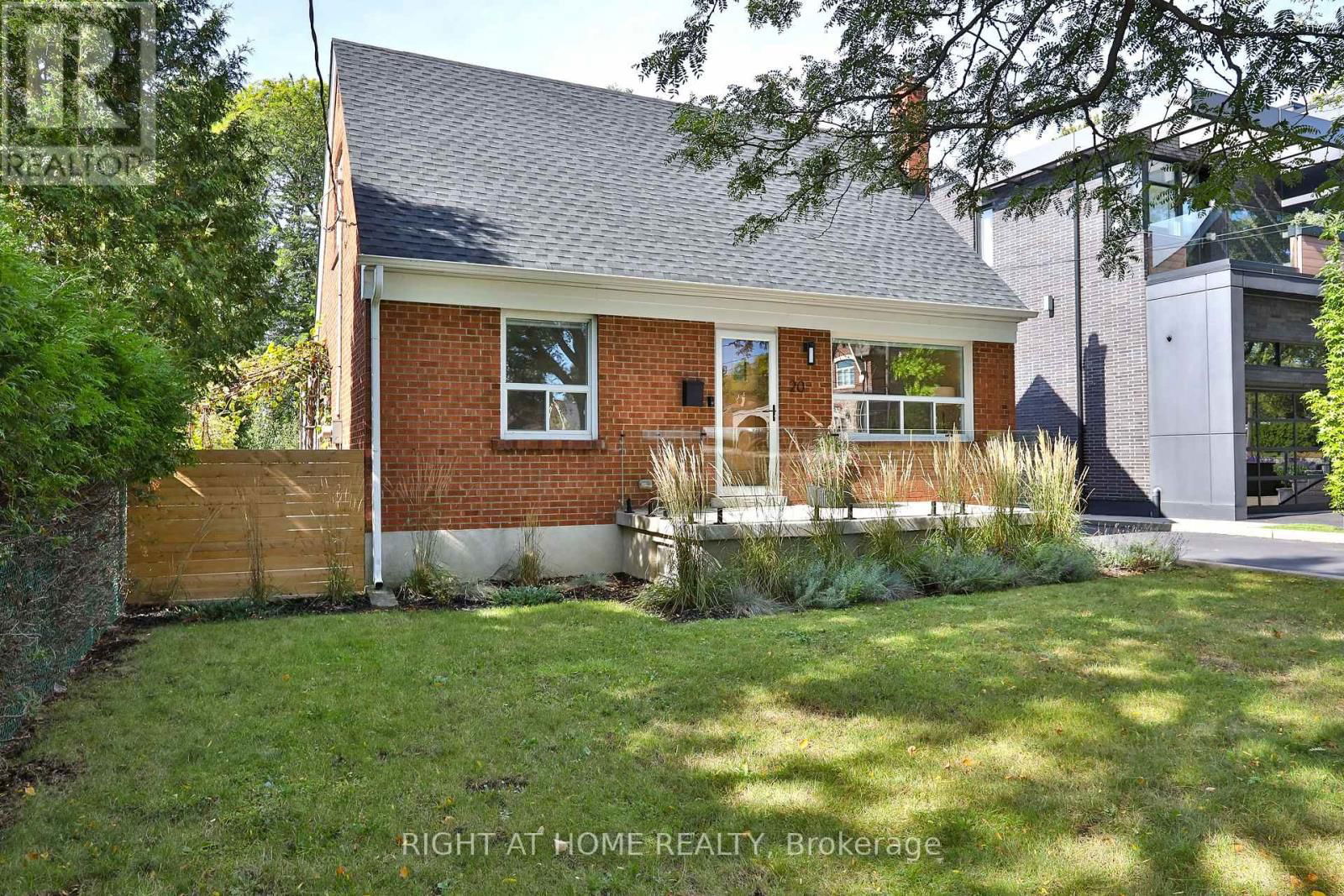20 AMESBURY DRIVE Image 35