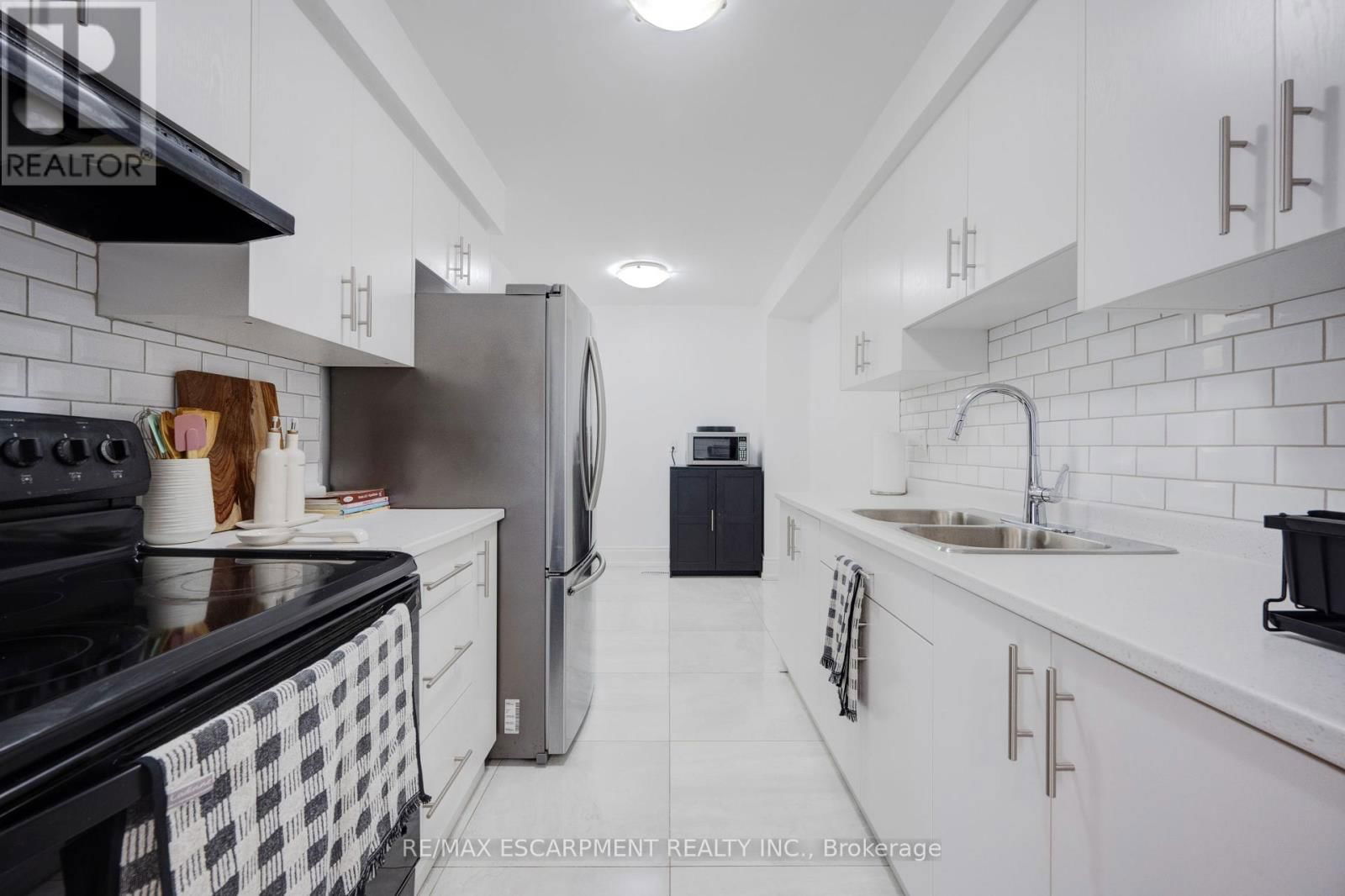 31 - 3430 BRANDON GATE DRIVE Image 13