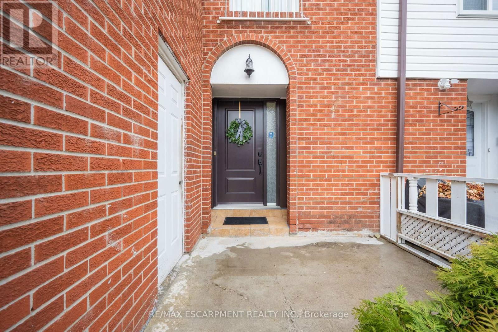 31 - 3430 BRANDON GATE DRIVE Image 2