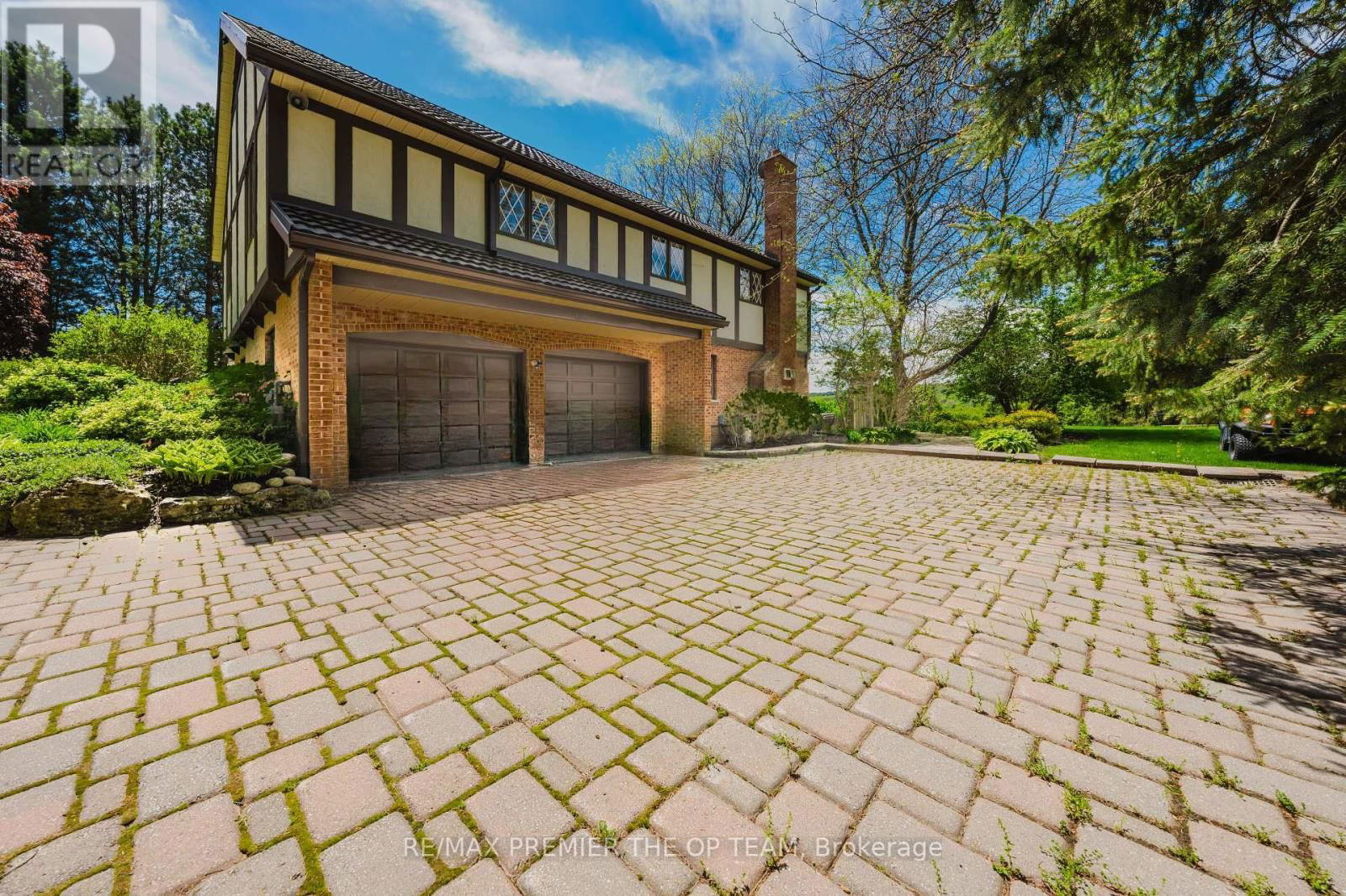 18 INGLEVIEW DRIVE Image 1