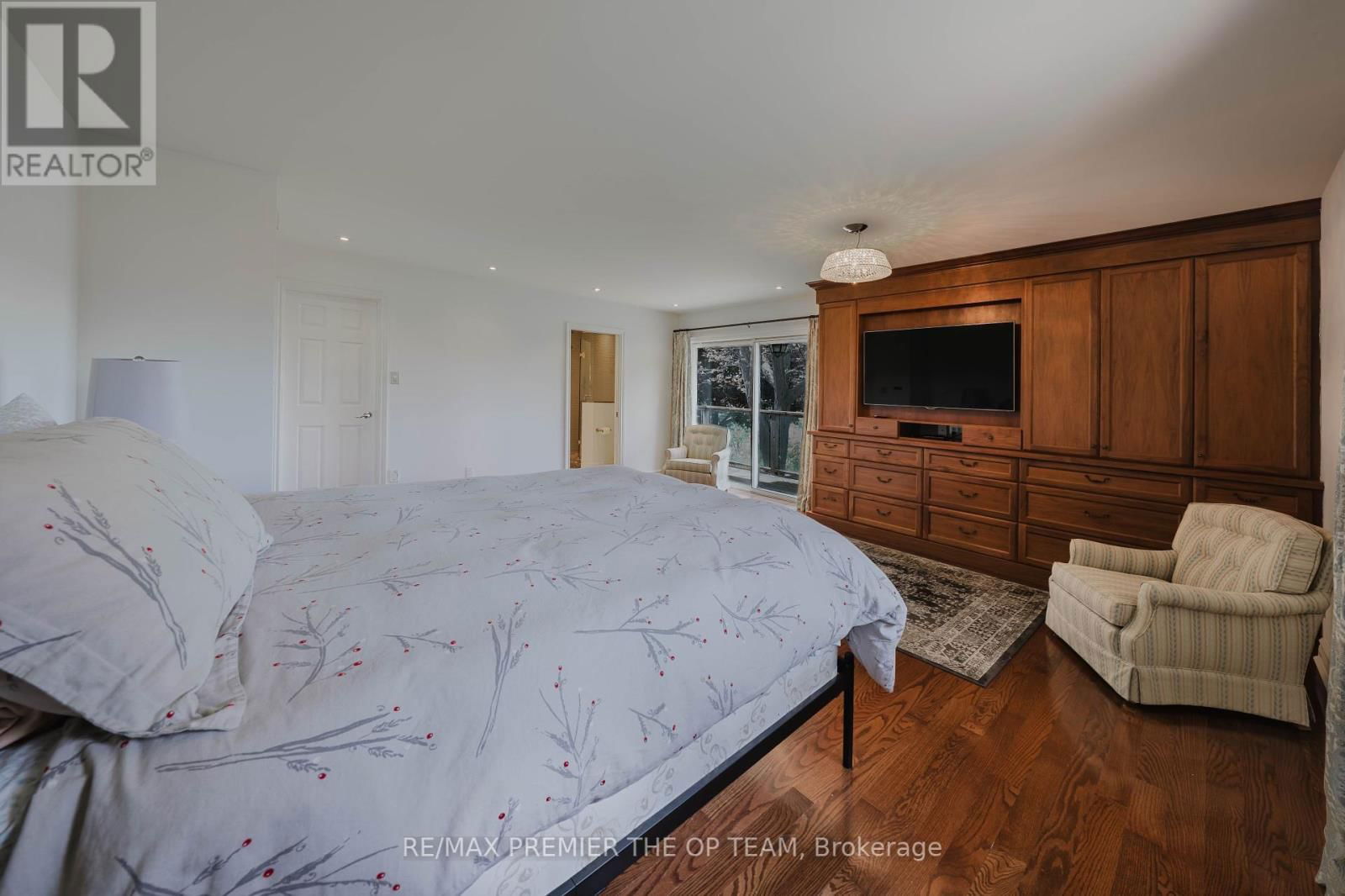 18 INGLEVIEW DRIVE Image 22