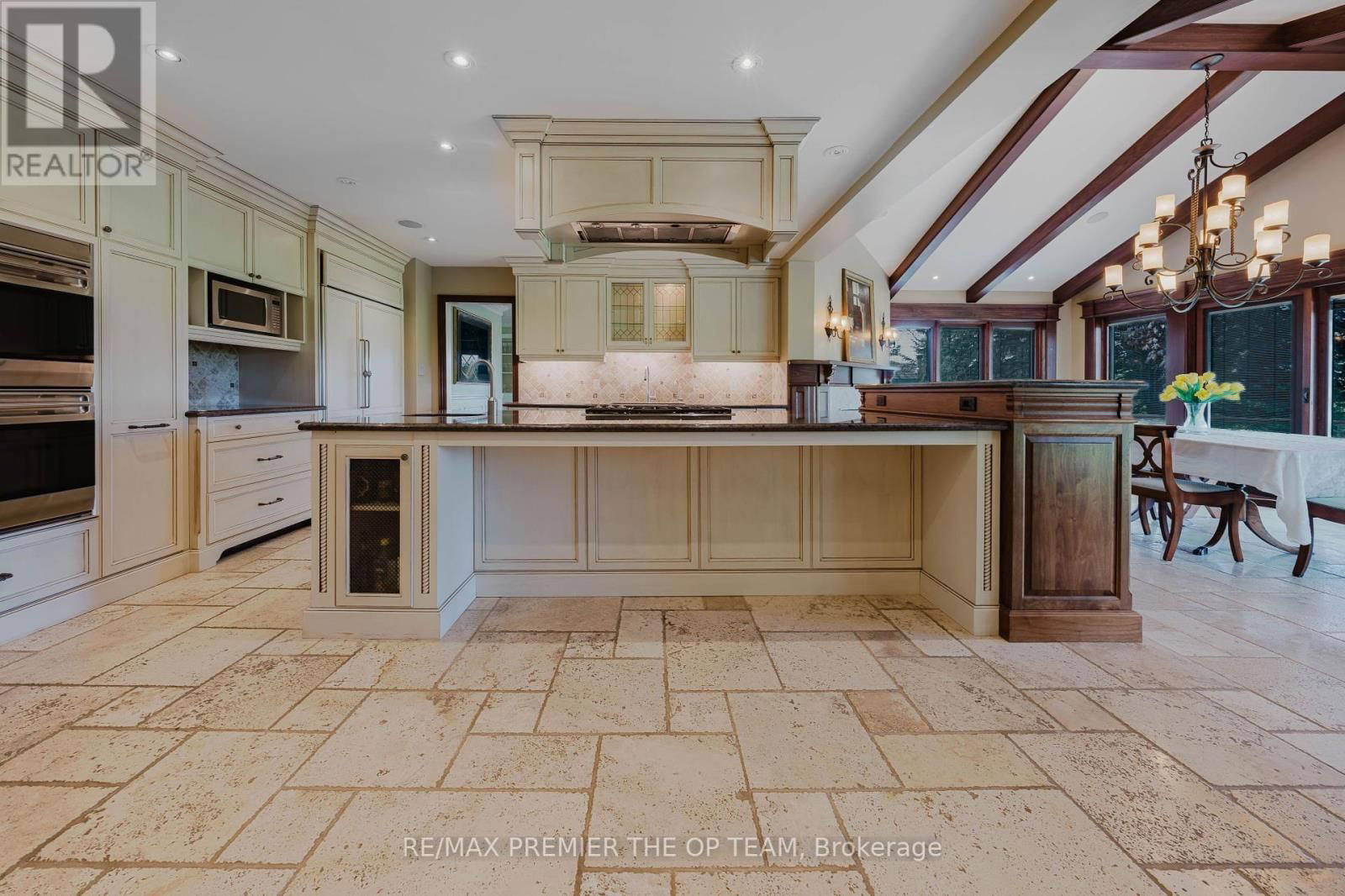 18 INGLEVIEW DRIVE Image 6