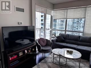 1806 - 510 CURRAN PLACE Image 16