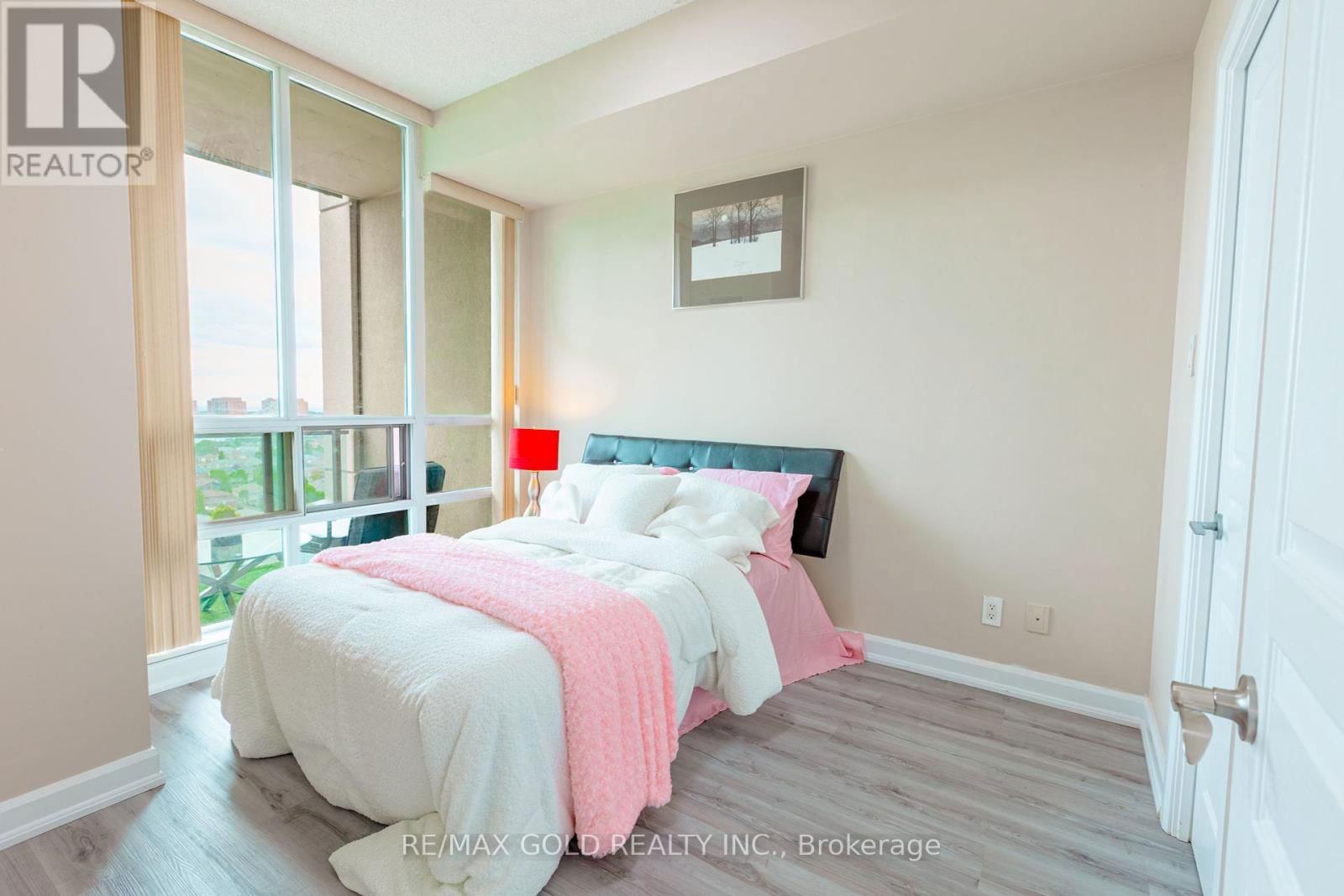 2006 - 3515 KARIYA DRIVE Image 14
