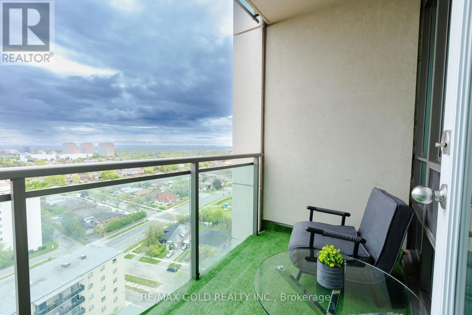 2006 - 3515 KARIYA DRIVE Image 15