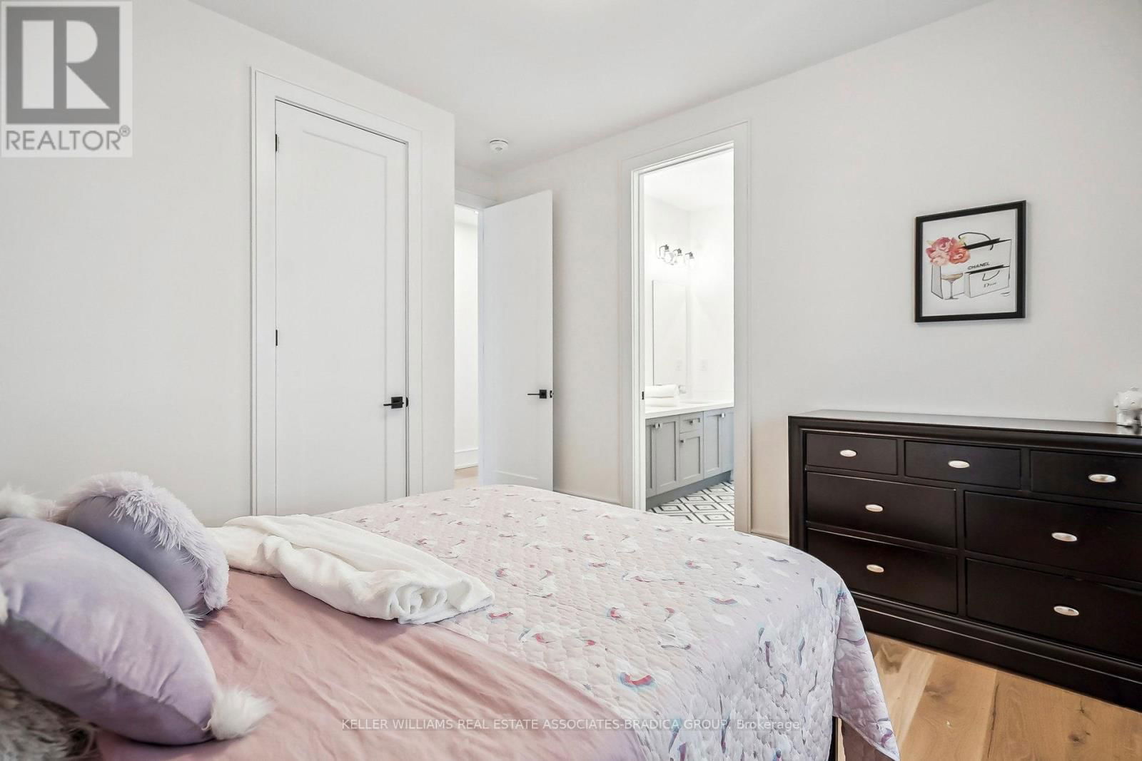 46 BOULTON TRAIL Image 21