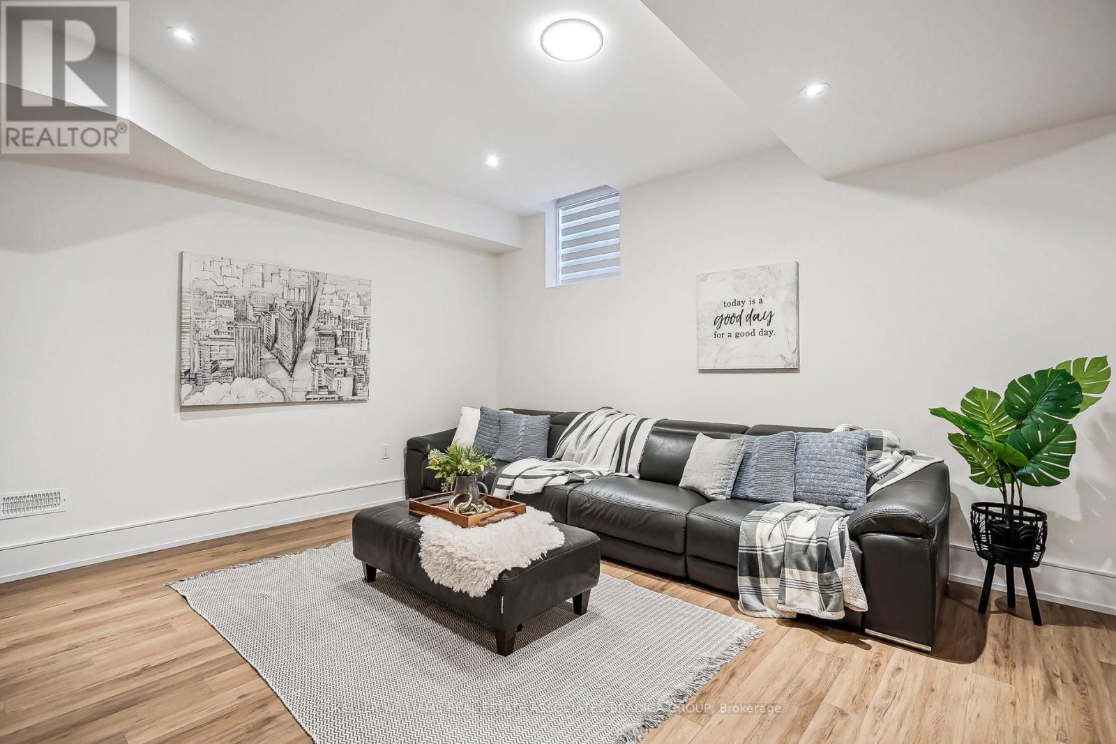 46 BOULTON TRAIL Image 24