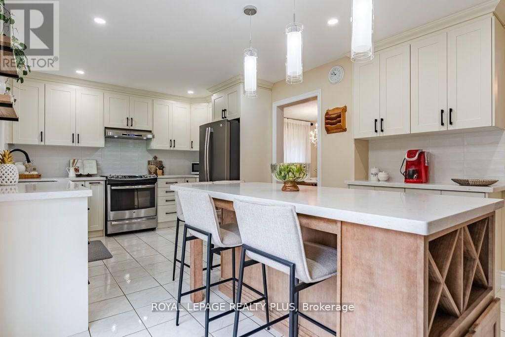6792 GRACEFIELD DRIVE Image 13