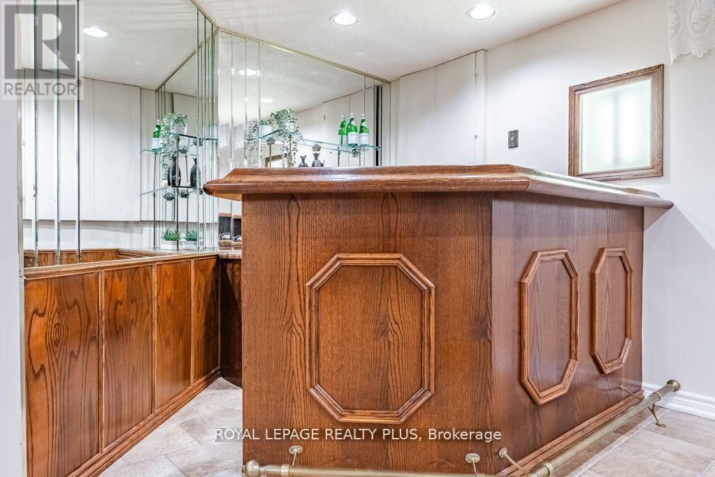 6792 GRACEFIELD DRIVE Image 30