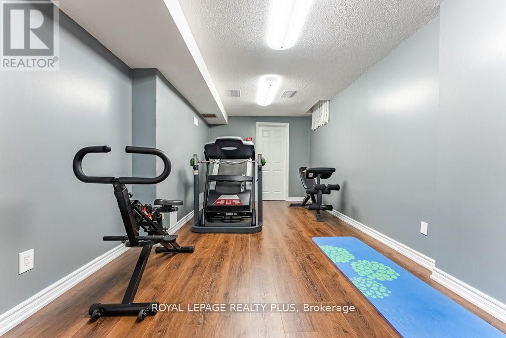 6792 GRACEFIELD DRIVE Image 32