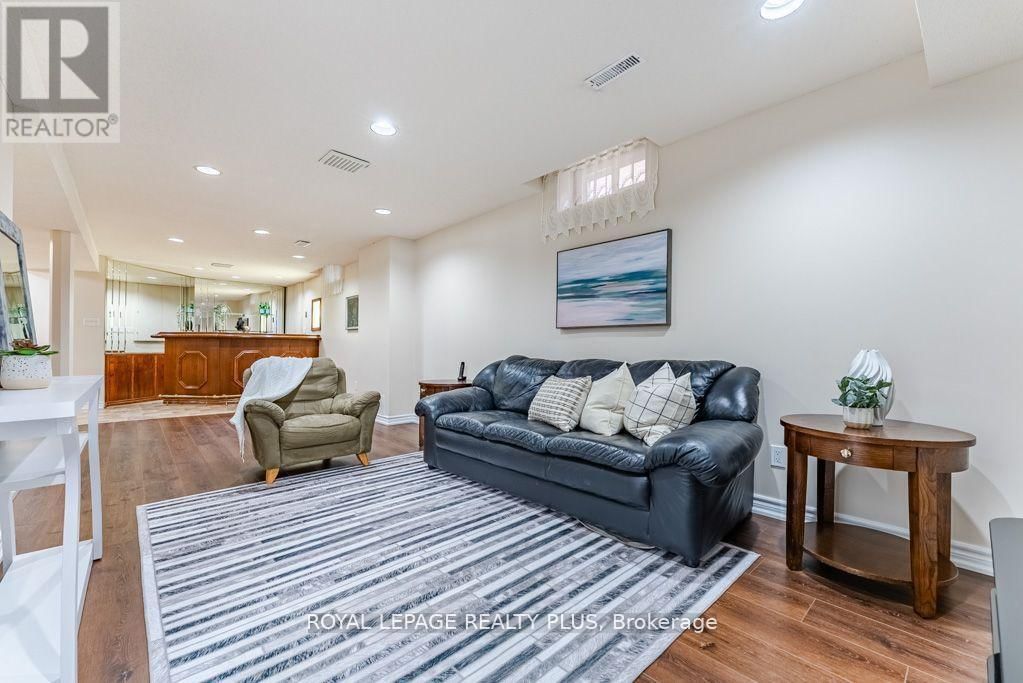 6792 GRACEFIELD DRIVE Image 35