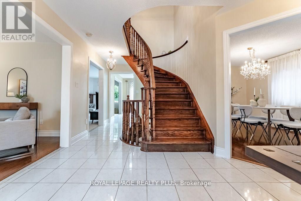 6792 GRACEFIELD DRIVE Image 6