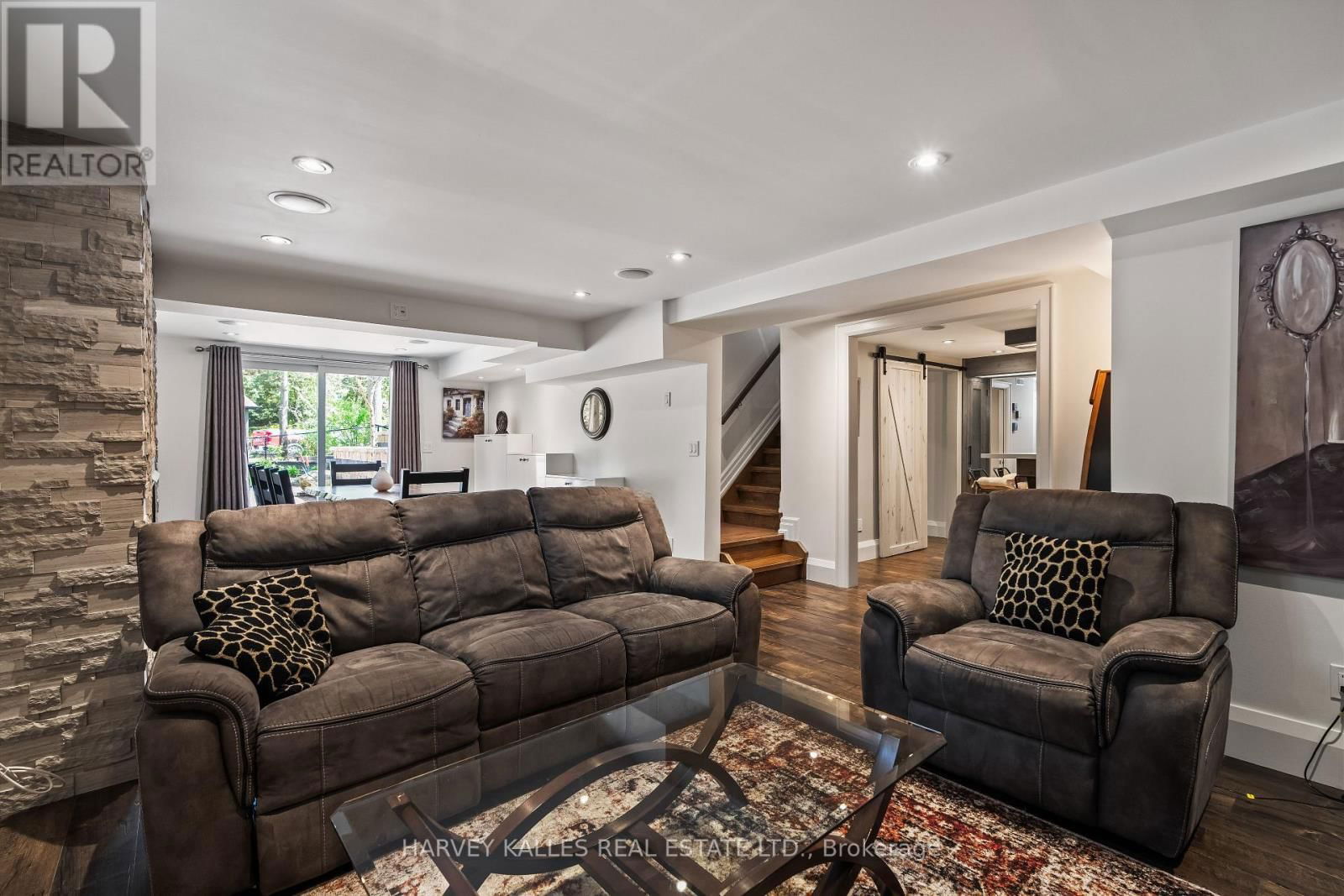 1268 CERMEL DRIVE WEST Image 27