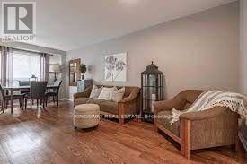 68 - 1240 WESTVIEW TERRACE Image 2