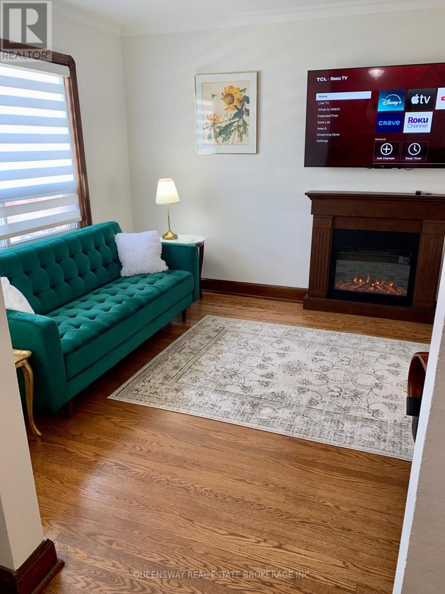 420 JANE STREET Image 12