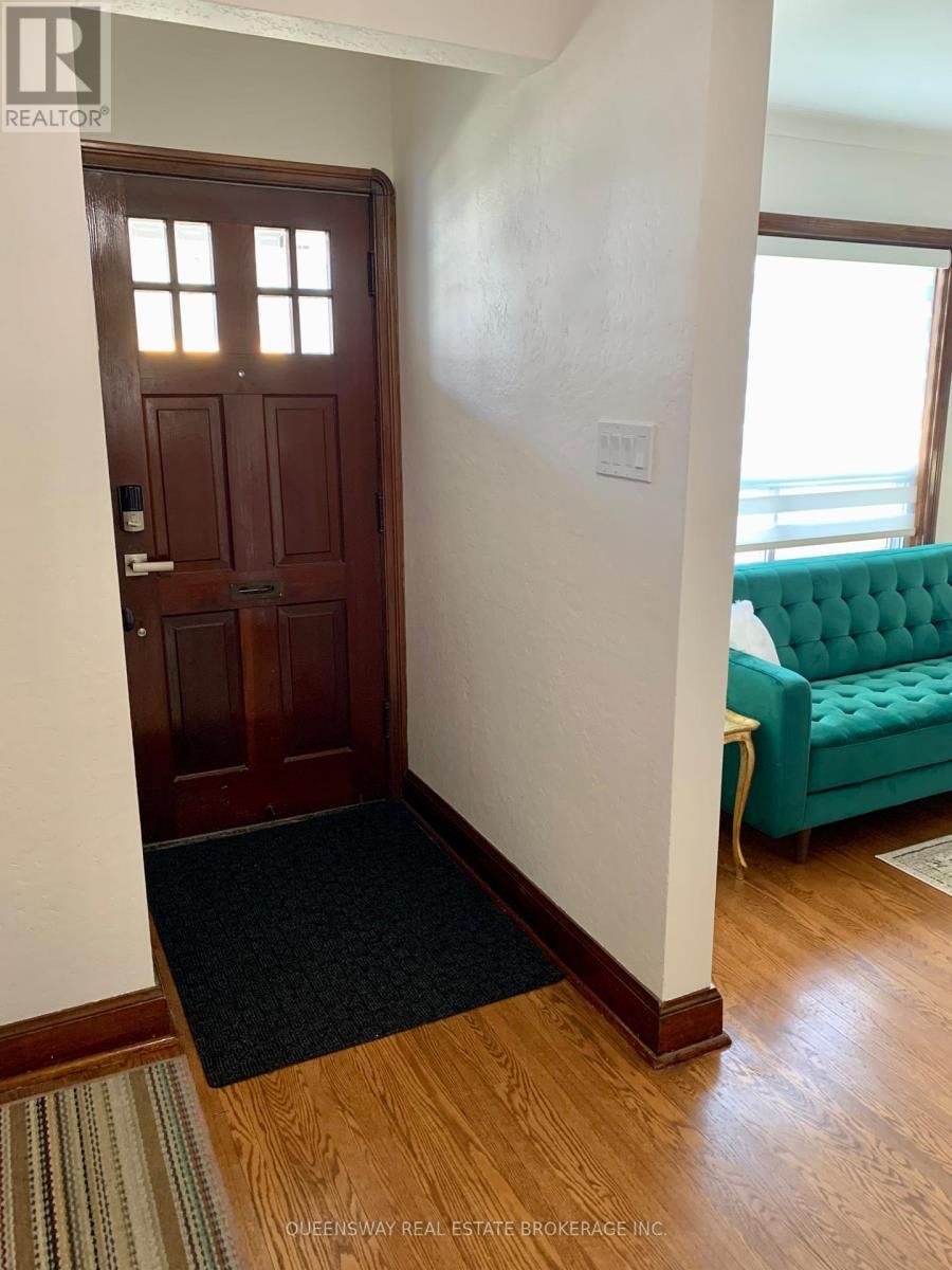 420 JANE STREET Image 13