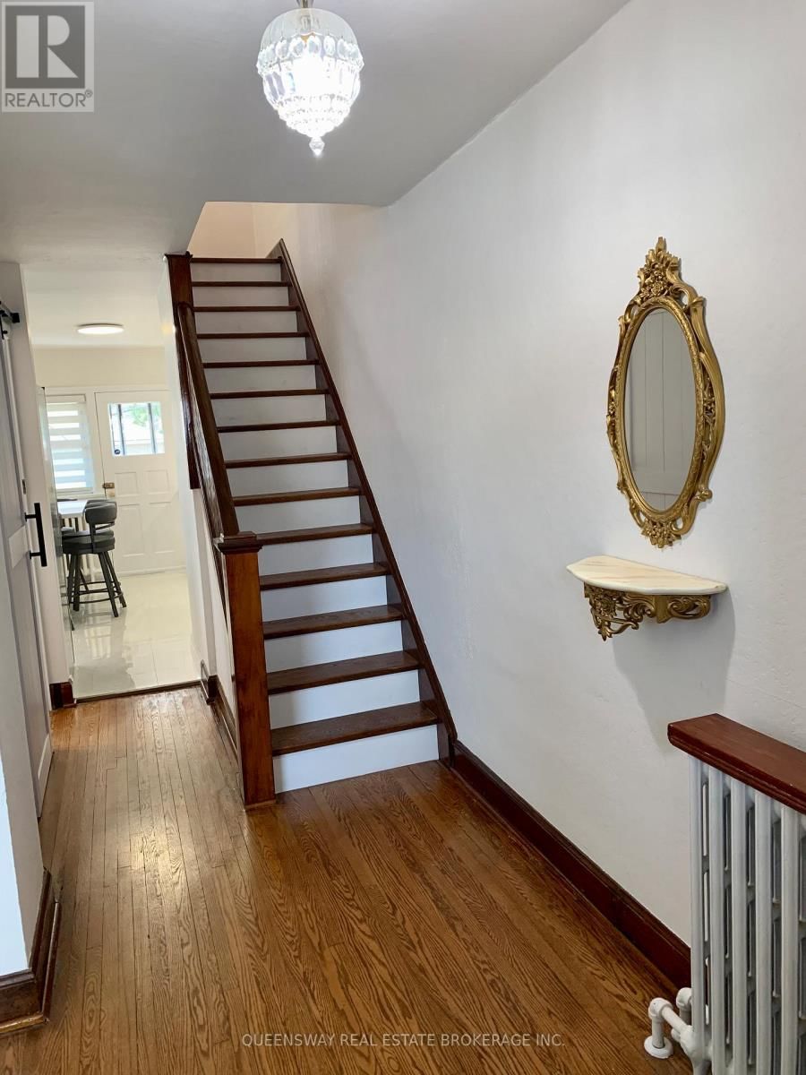 420 JANE STREET Image 14