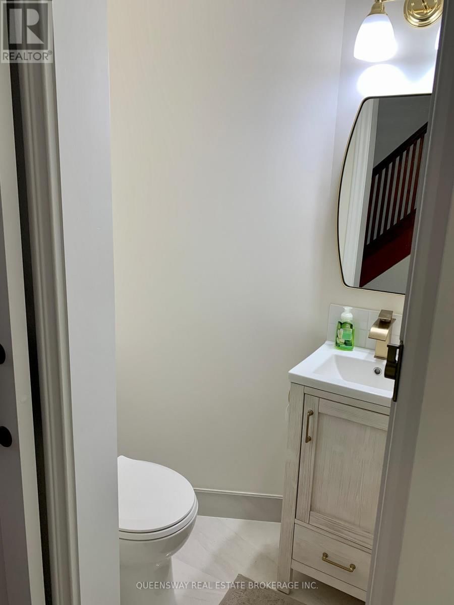 420 JANE STREET Image 16