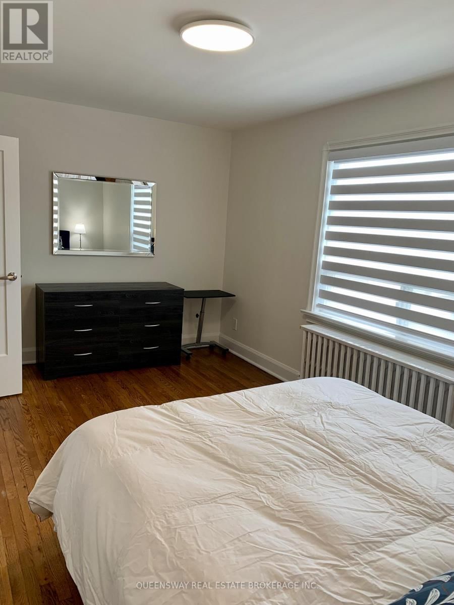 420 JANE STREET Image 25