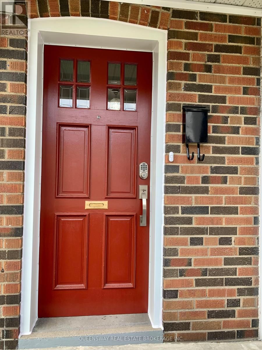 420 JANE STREET Image 30