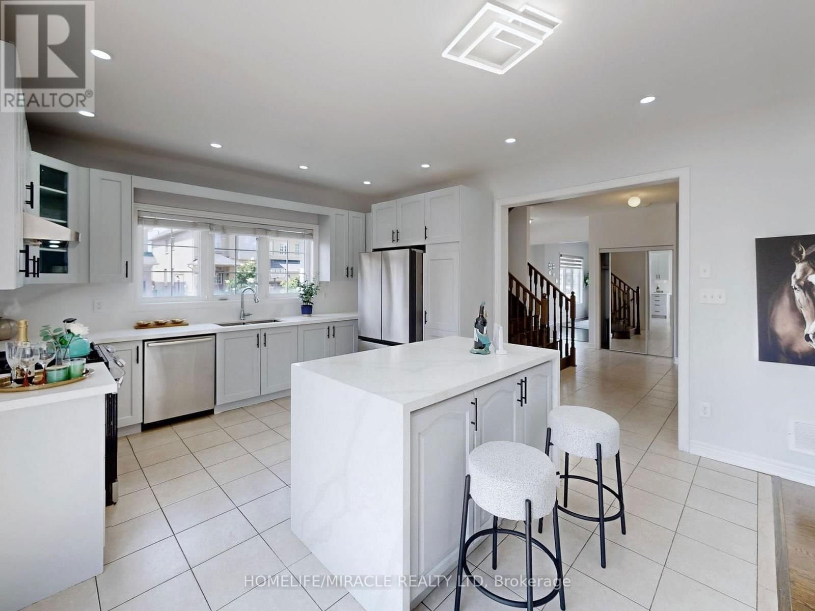 63 SLEIGHTHOLME CRESCENT Image 11