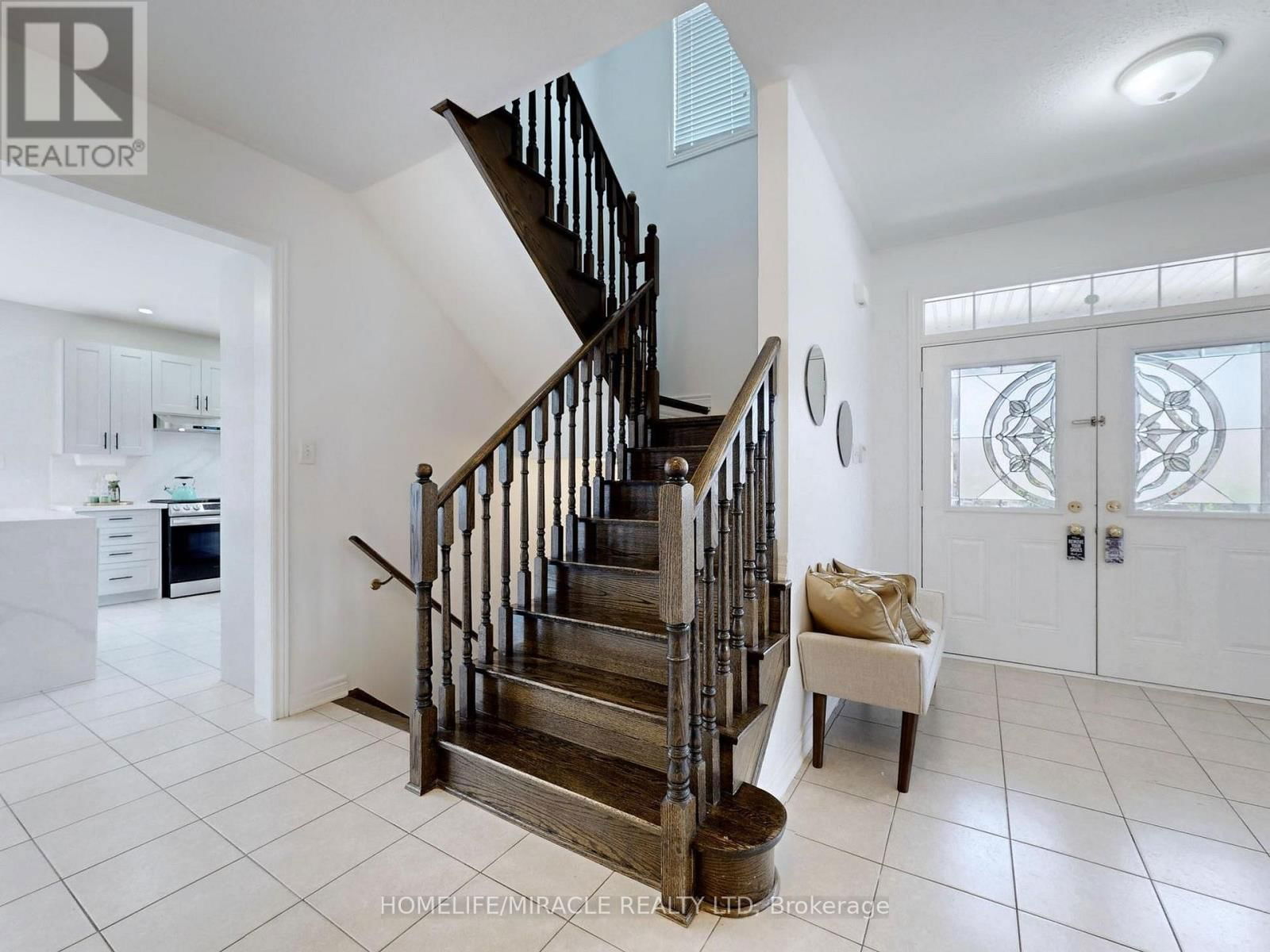63 SLEIGHTHOLME CRESCENT Image 14