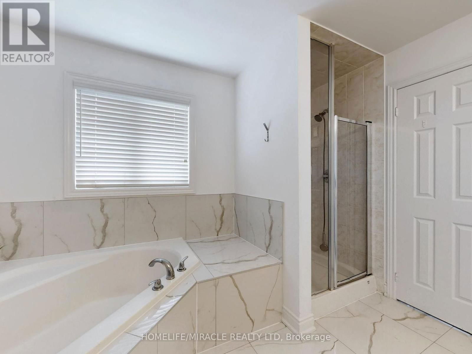 63 SLEIGHTHOLME CRESCENT Image 18