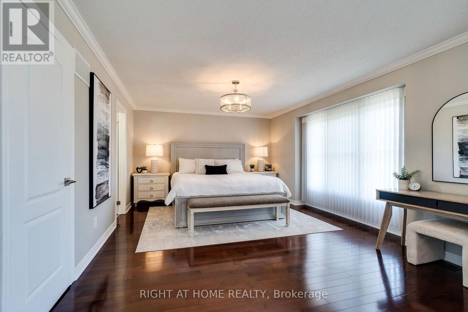164 COOKE CRESCENT Image 17